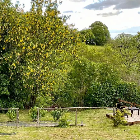 La D Hotes De Marie Independante Et Sa Terrasse Avec Vue Panoramique Proche Alpes Mancelles 4*