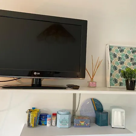 La D Hotes De Marie Independante Et Sa Terrasse Avec Vue Panoramique Proche Alpes Mancelles Guest house Sille-le-Guillaume