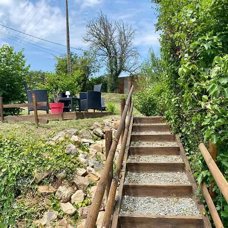 Pensión La D Hotes De Marie Indépendante Et Sa Terrasse Avec Vue Panoramique Proche Alpes Mancelles