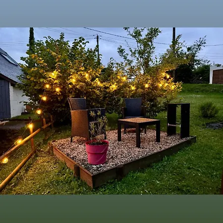 La D Hotes De Marie Indépendante Et Sa Terrasse Avec Vue Panoramique Proche Alpes Mancelles 4*