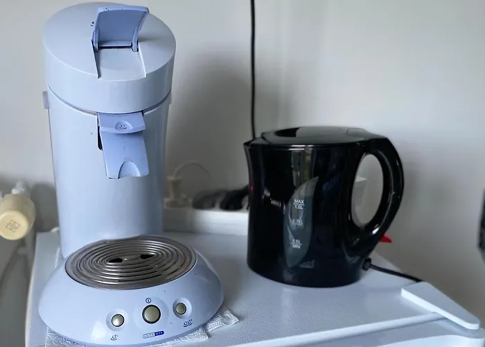 La D Hotes De Marie Indépendante Et Sa Terrasse Avec Vue Panoramique Proche Alpes Mancelles 4*