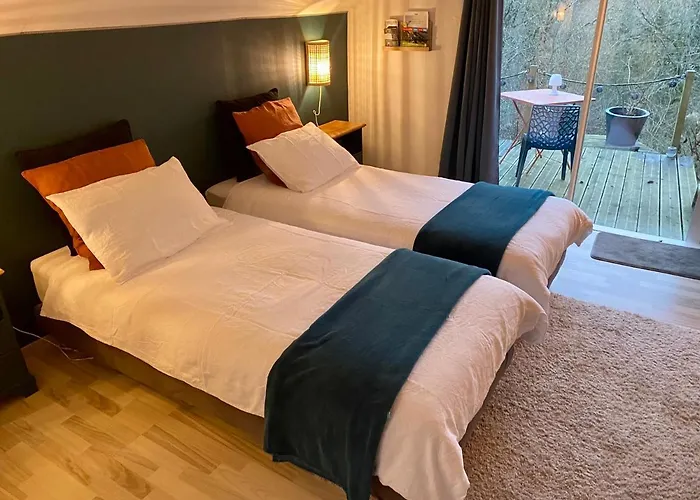 La D Hotes De Marie Indépendante Et Sa Terrasse Avec Vue Panoramique Proche Alpes Mancelles Maison d'hôtes 4*