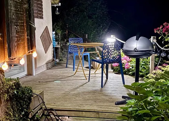 La D Hotes De Marie Indépendante Et Sa Terrasse Avec Vue Panoramique Proche Alpes Mancelles Maison d'hôtes Sillé-le-Guillaume